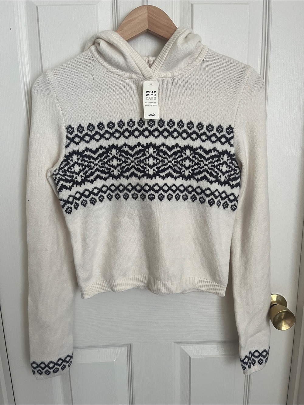 aerie Cream Hooded Fair Isle Pullover with Black Patterning NWT